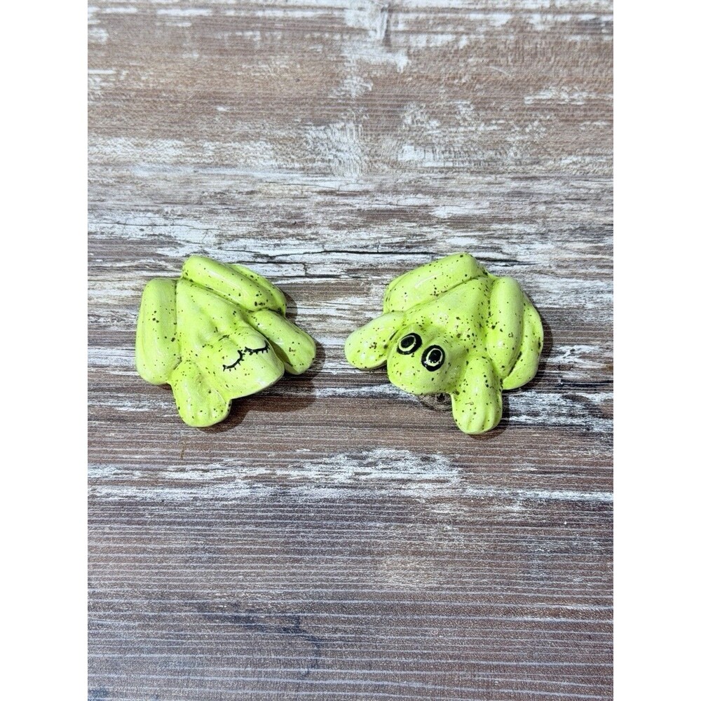 2 Vintage Naughty Ceramic Frogs Male & Female Anatomically Correct Gag Gift โ
๐ธ